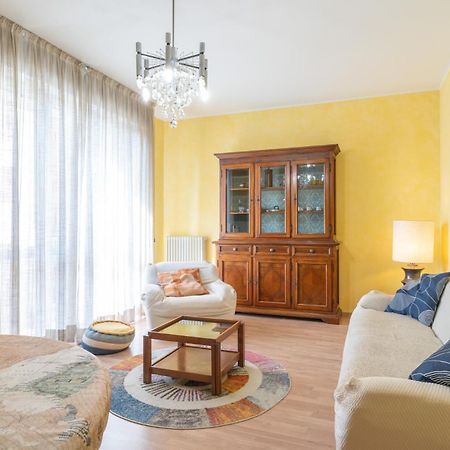 Spacious Apartment At Como Lake Mandello del Lario Exterior foto